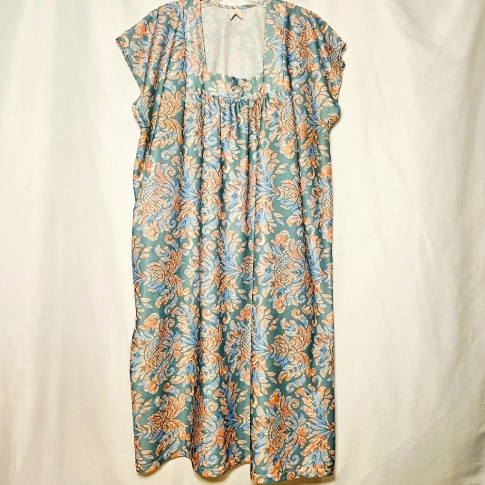 Vintage Lady Lindsay Polyester Duster House Dress Blues Pinks Teal Size Medium